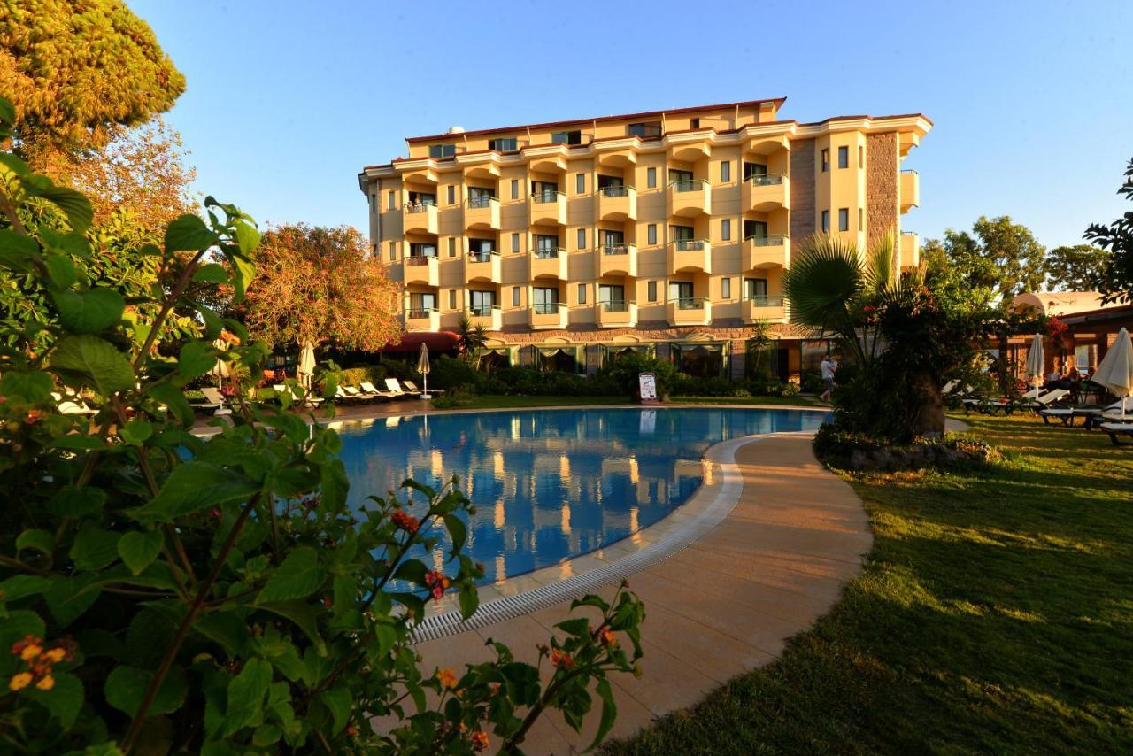 Mutlu Otel
